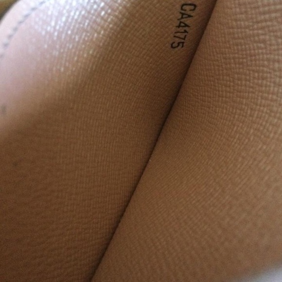 Monogram Card Holder Rose Nacre Interior Wallet - Picture 7 of 7